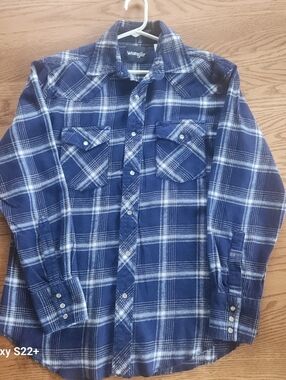 M33 Wrangler Mens Navy & White Plaid Flannel Pearl Snap Western Shirt w pockets